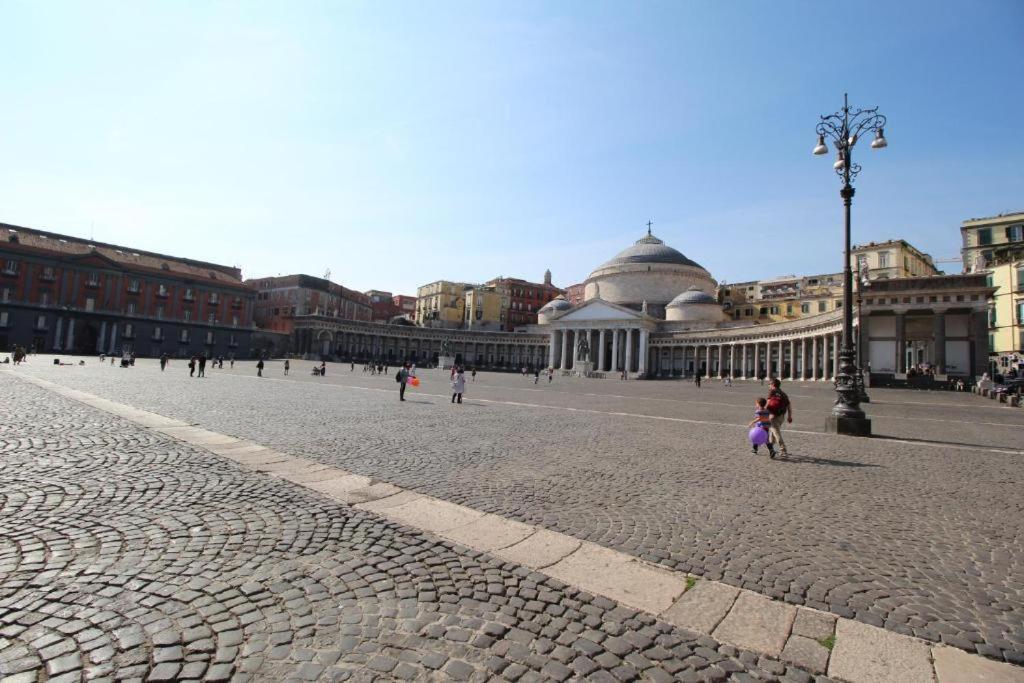 Piazza Carita' Centro Storico Apartment Naples Exterior photo