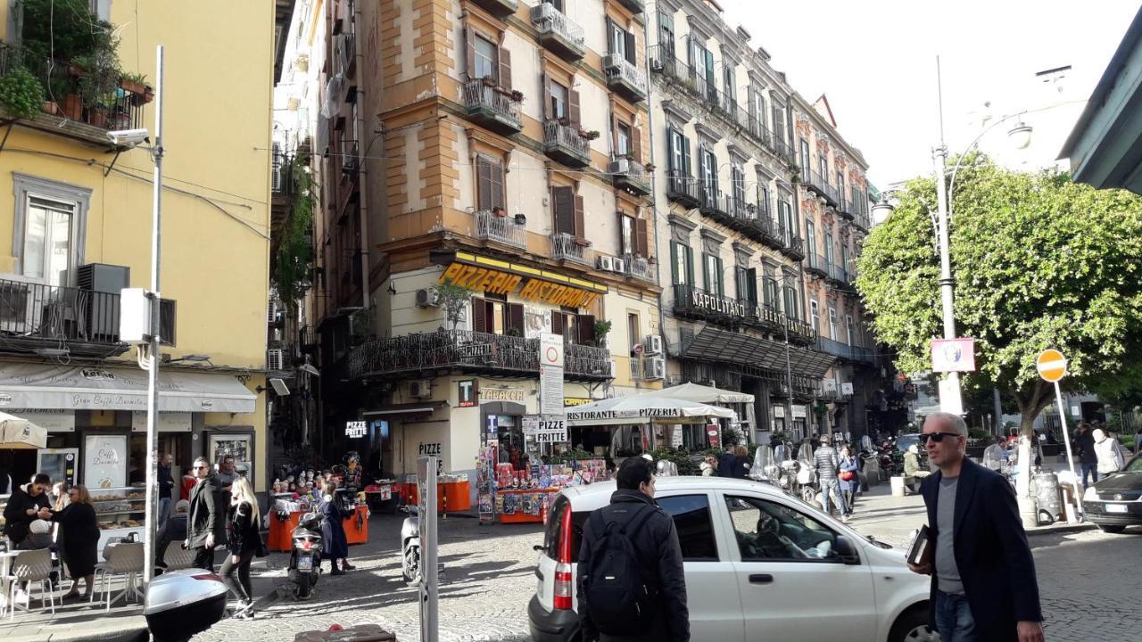 Piazza Carita' Centro Storico Apartment Naples Exterior photo